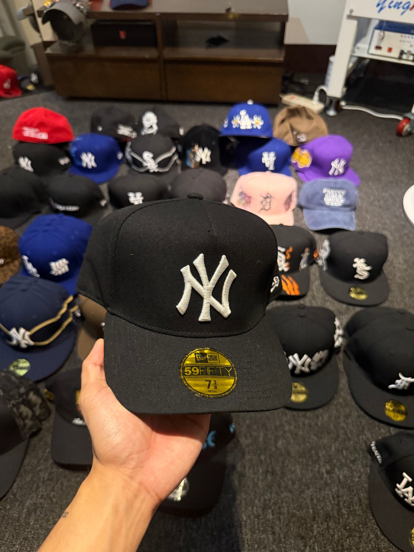 NY A FRAME FITTED HAT 7 3/8