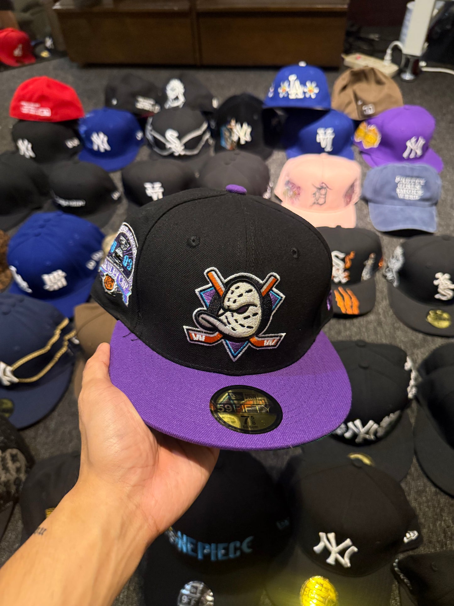 MIGHTY DUCKS FITTED