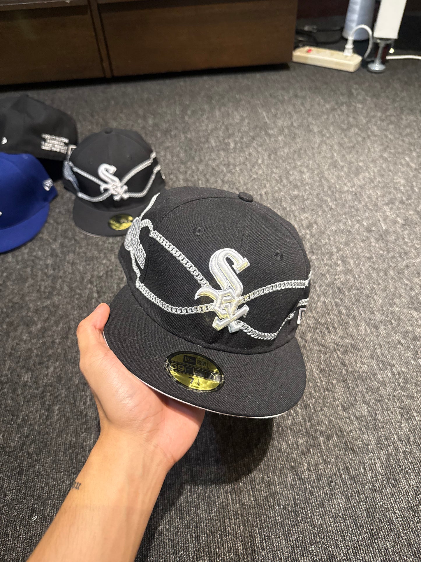 SOX CHAIN SILVER FITTED HAT