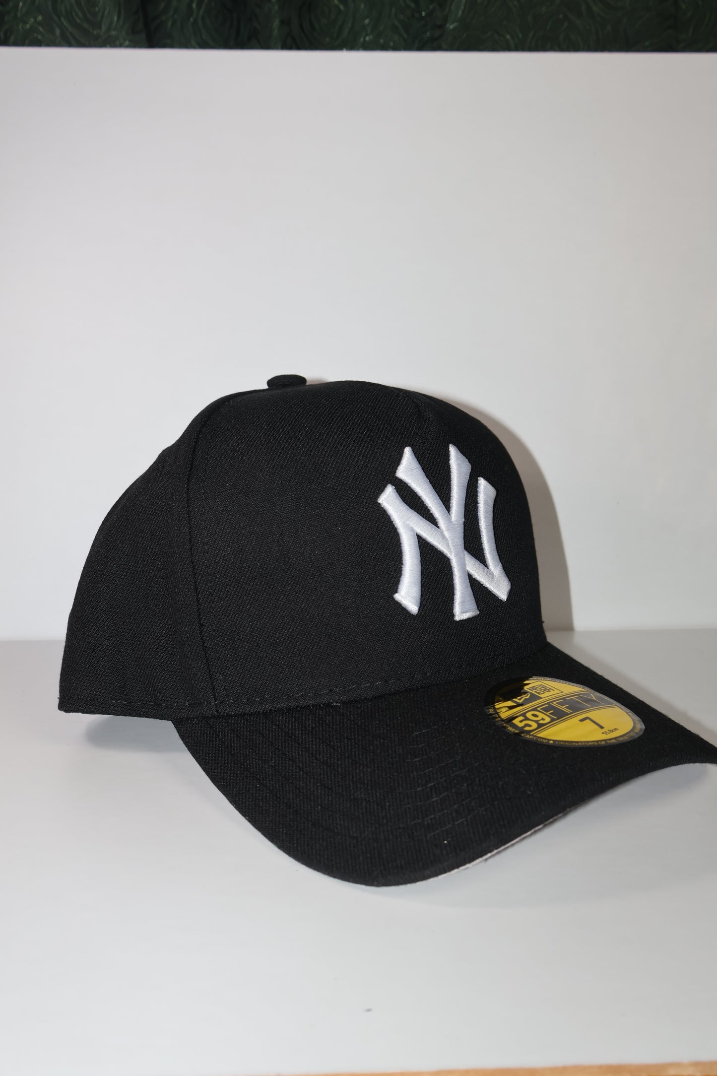 NY AFRAME FITTED HAT