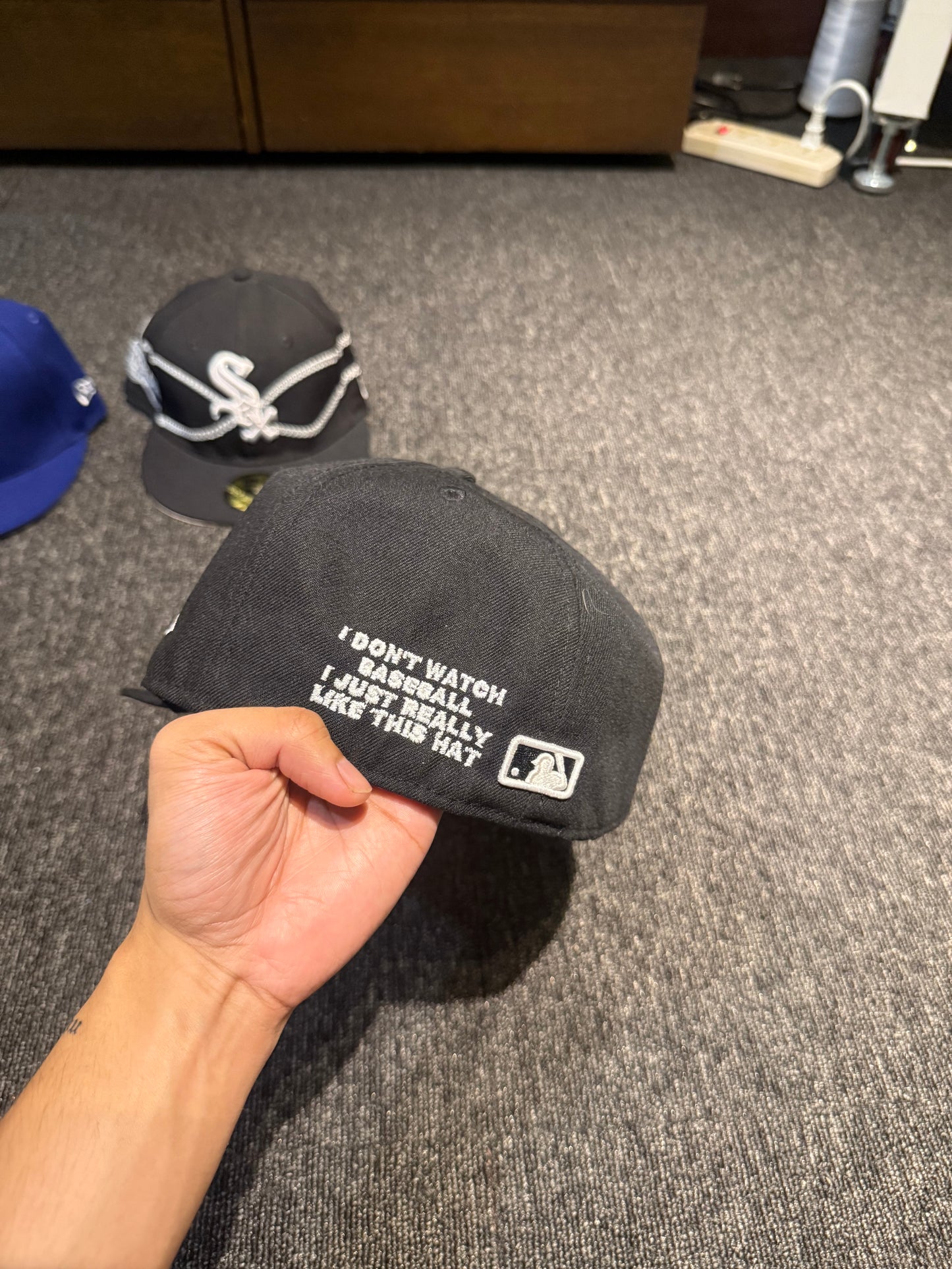 IDWB DITTED HAT