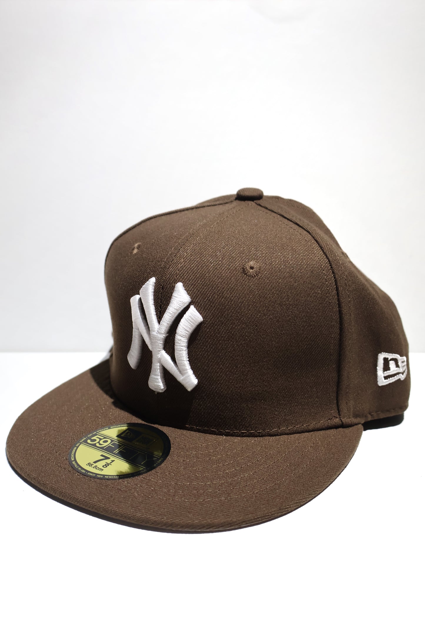 NY PLAIN BROWN FITTED HAT