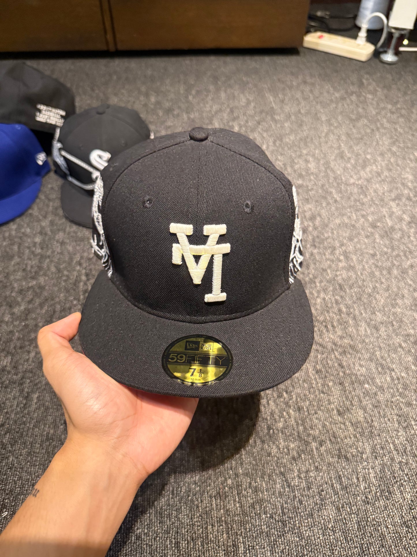 LA JESUS FITTED HAT