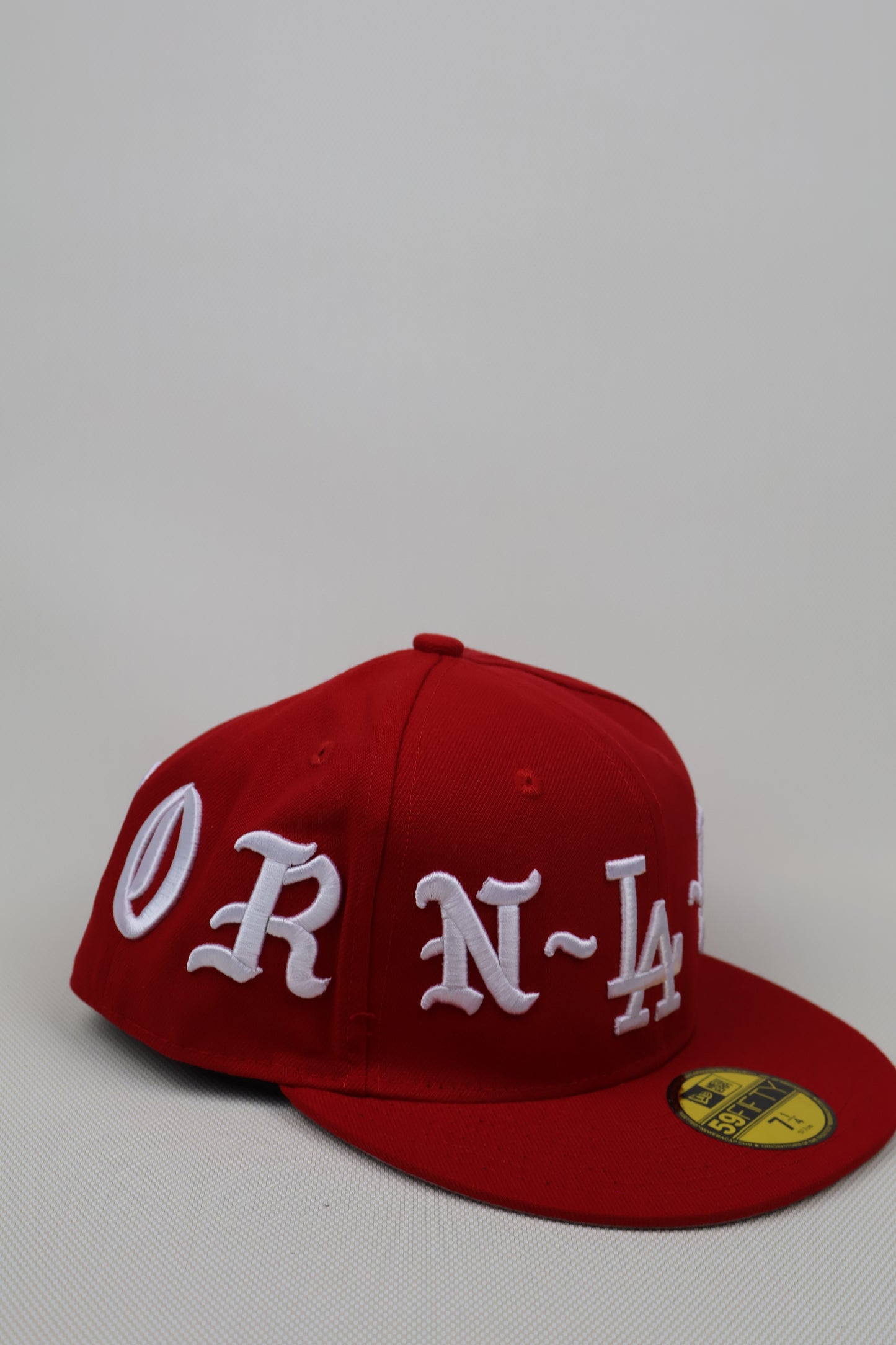 LA BORN AND RAISED FITTED