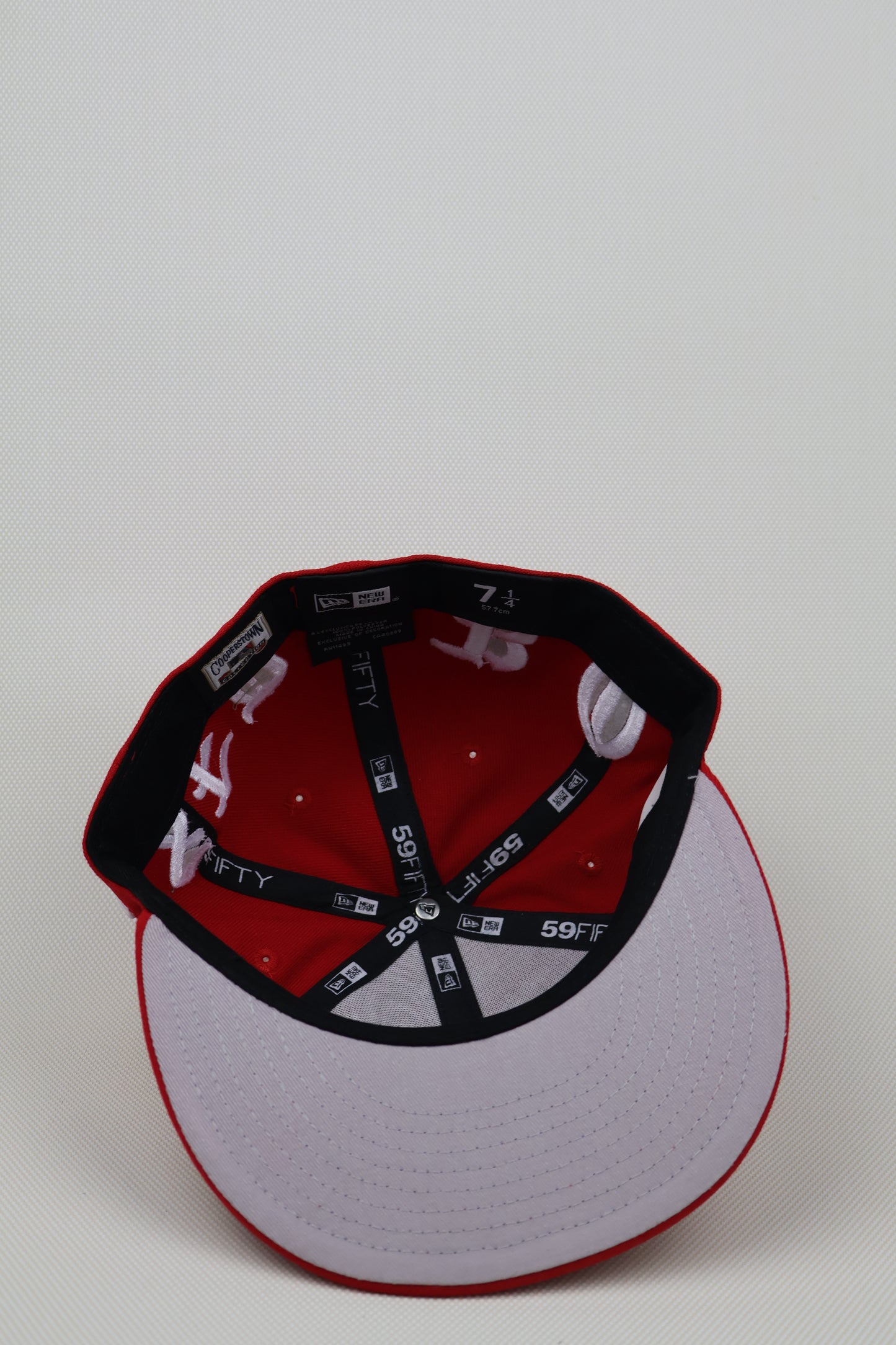 LA BORN AND RAISED FITTED