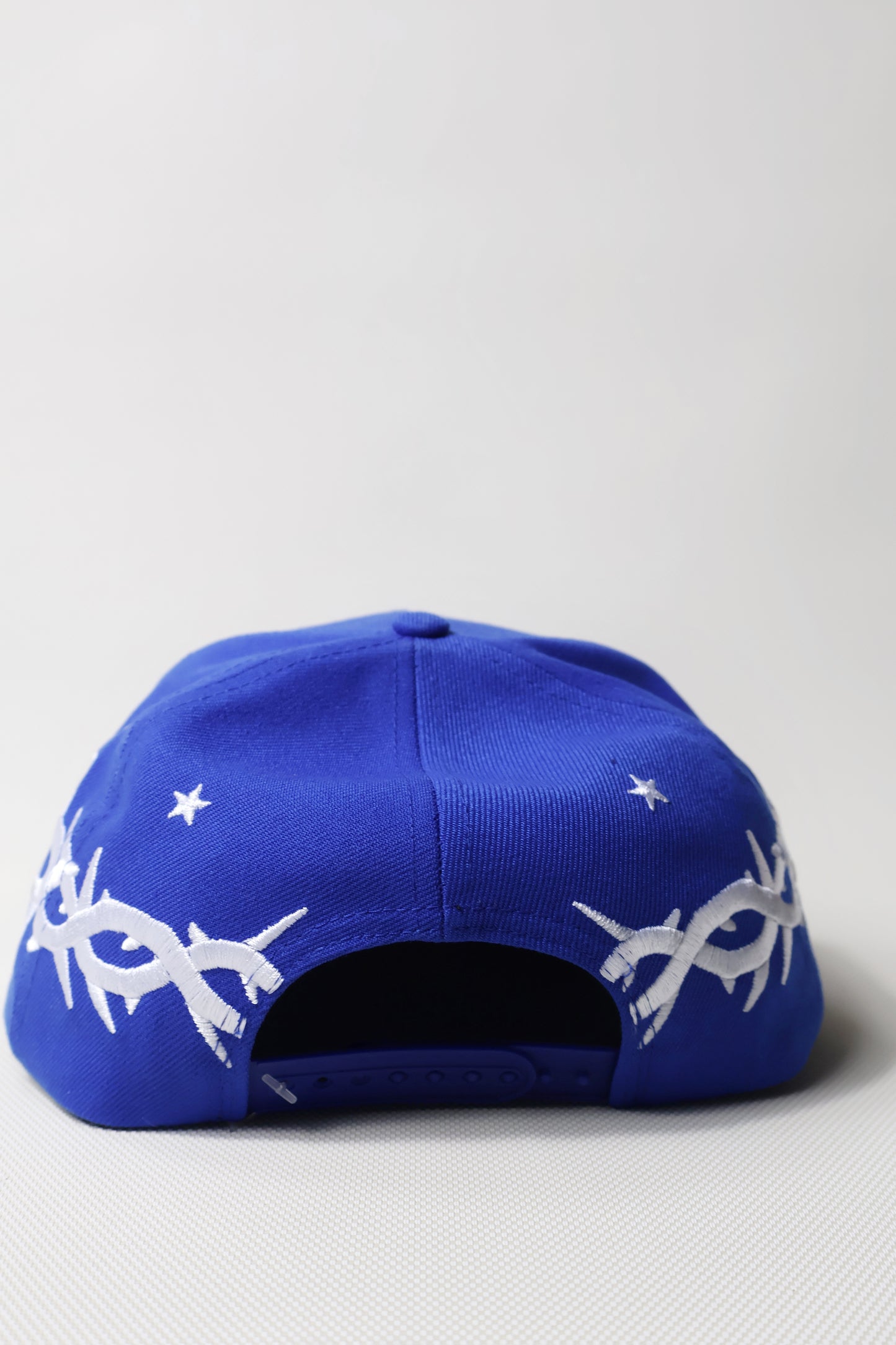 PG "LA" THORNS SNAPBACK