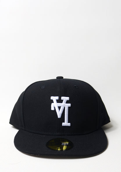 LA REVERSE LOGO BLACK