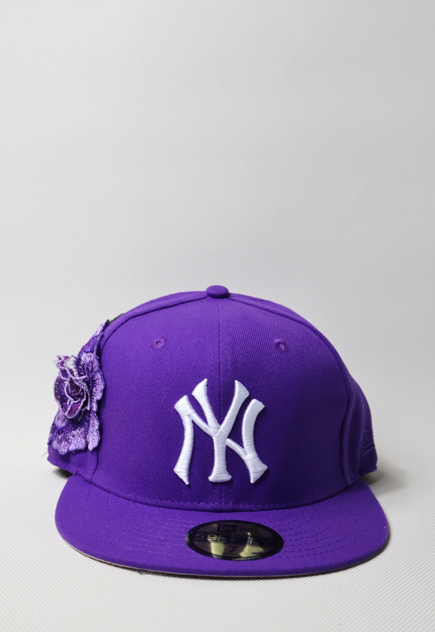 NY FLORAL PURPLE FITTED HAT