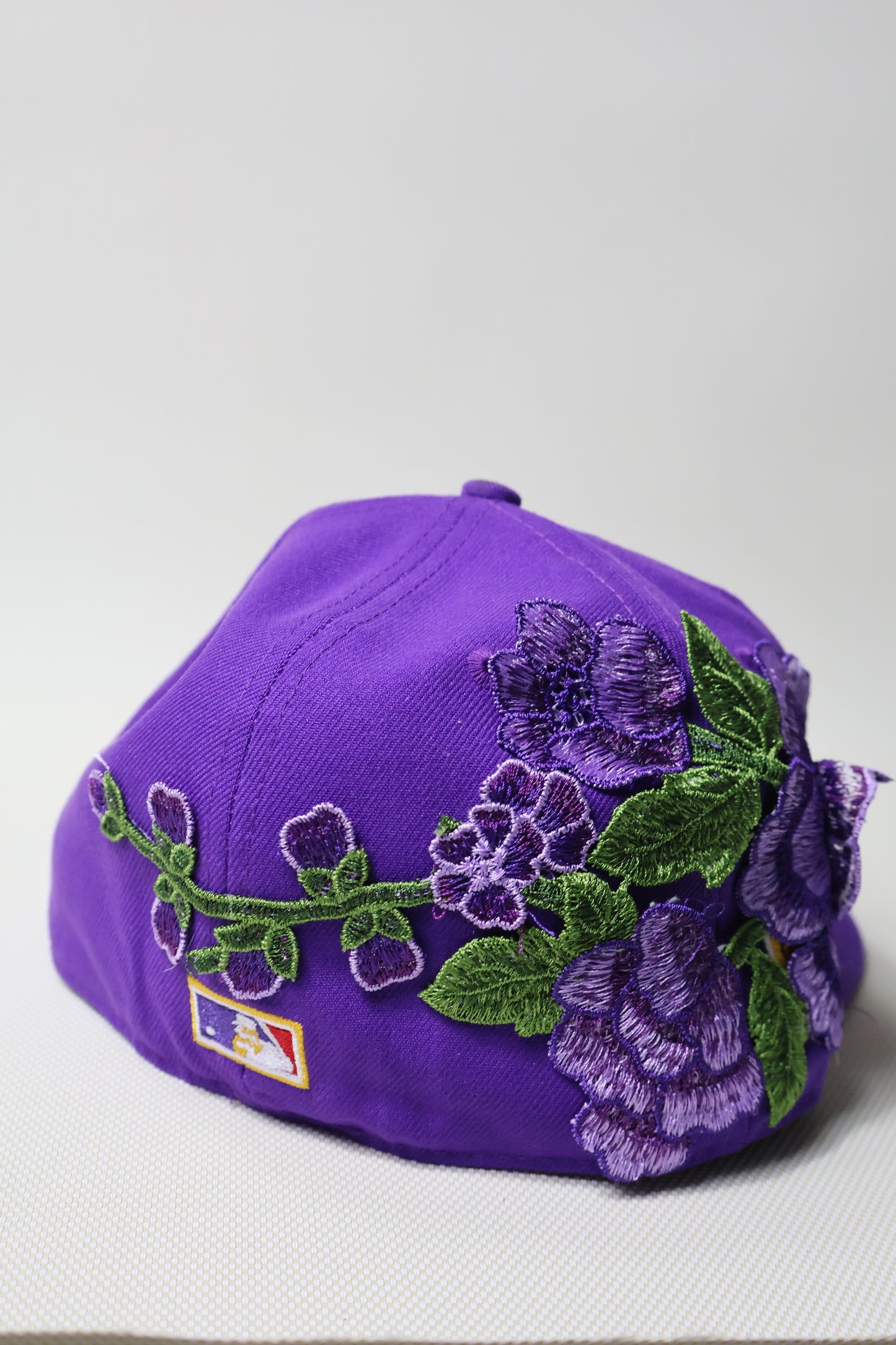 NY FLORAL PURPLE FITTED HAT