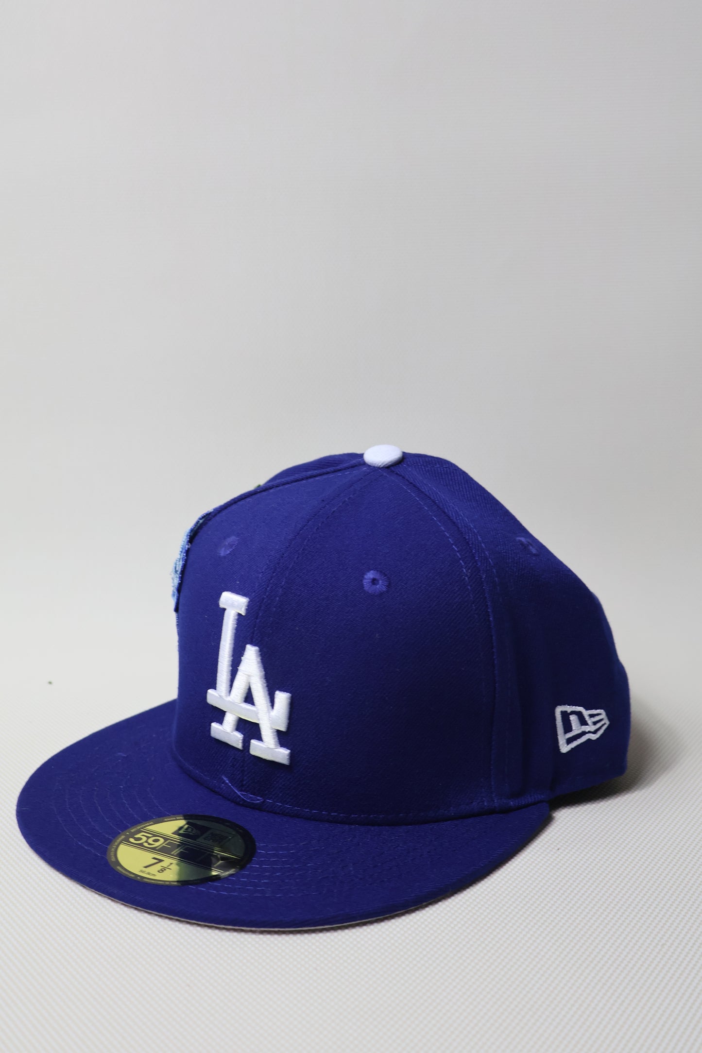 LA FLORAL BLUE FITTED