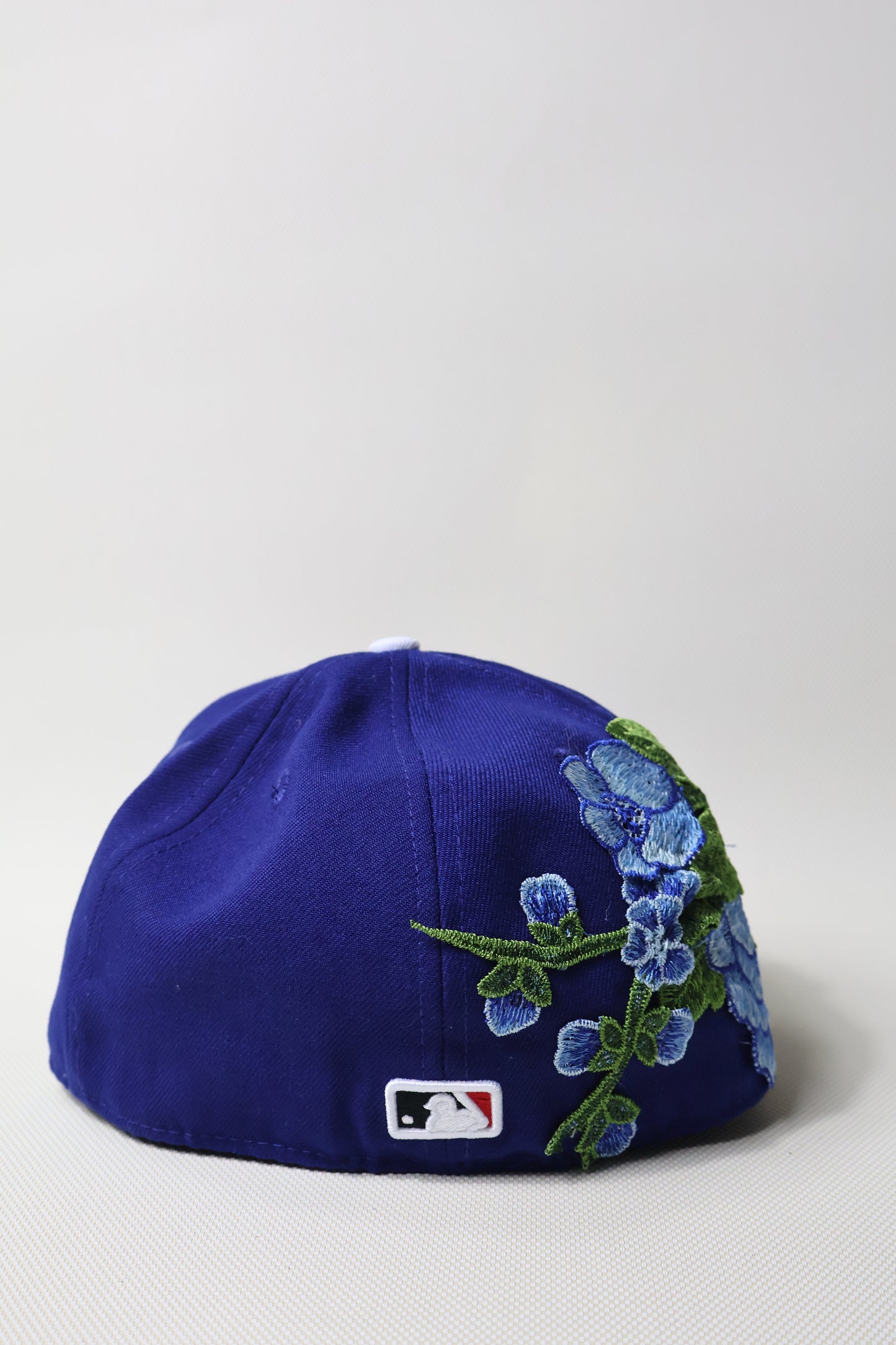 LA FLORAL BLUE FITTED