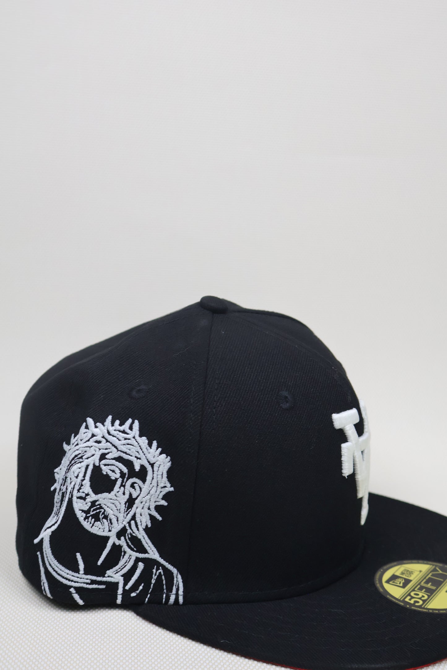 LA REVERSE JESUS FITTED HAT
