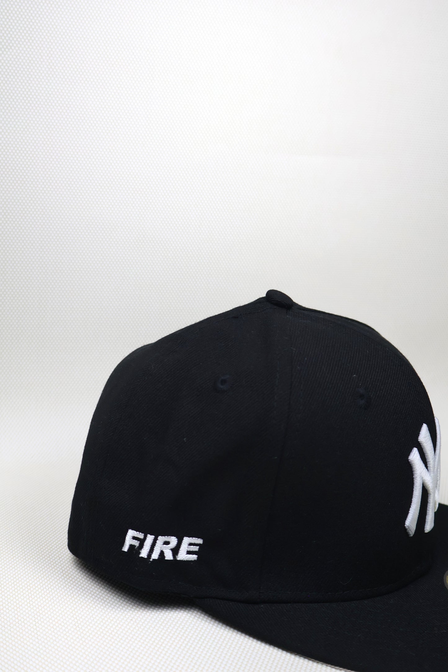 NY "IDWB" FITTED HAT