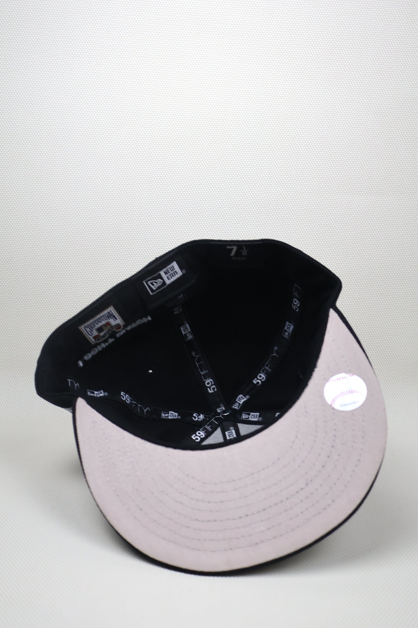 NY "IDWB" FITTED HAT