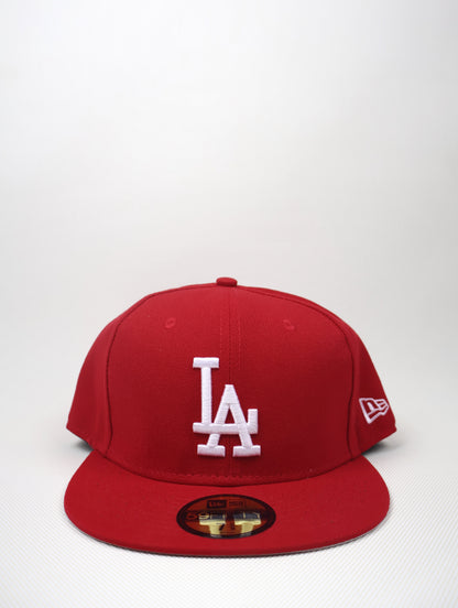 LA RED PLAIN FITTED HAT