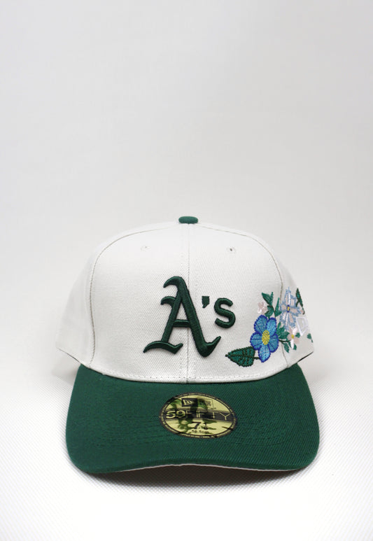 A FLORAL TWO TONE FITTED HAT