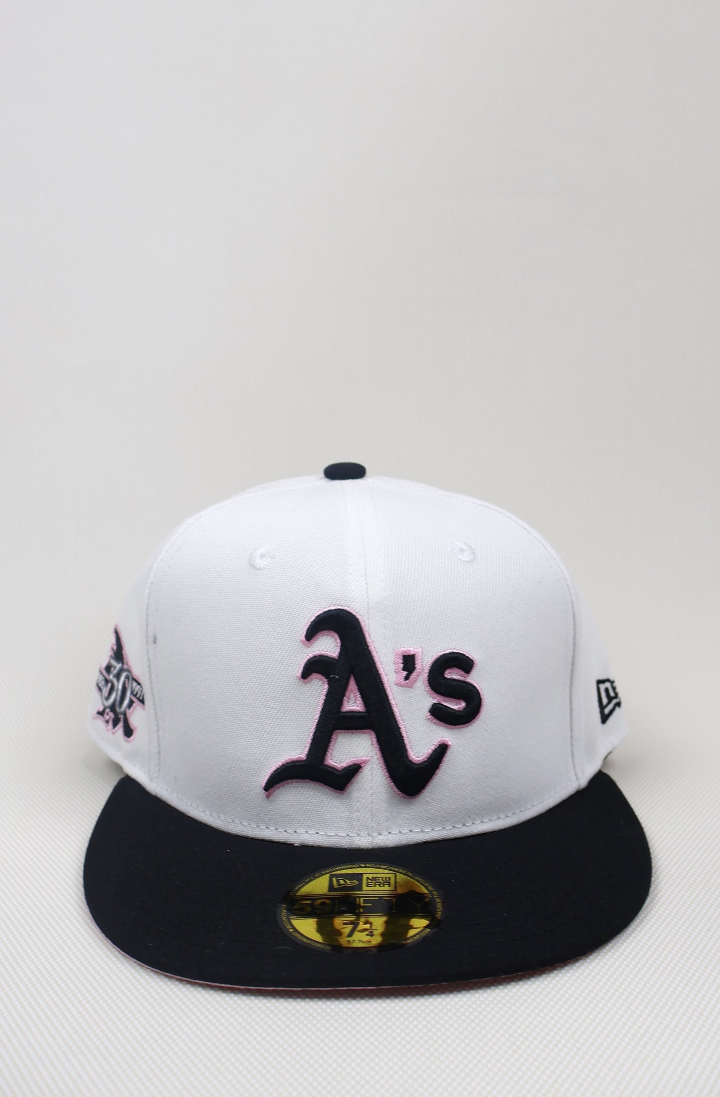 A TWO TONE PINK UB FITTED HAT