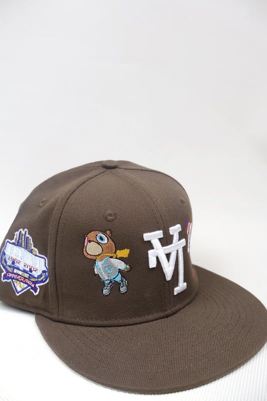 LA INVERTED KANYE FITTED HAT