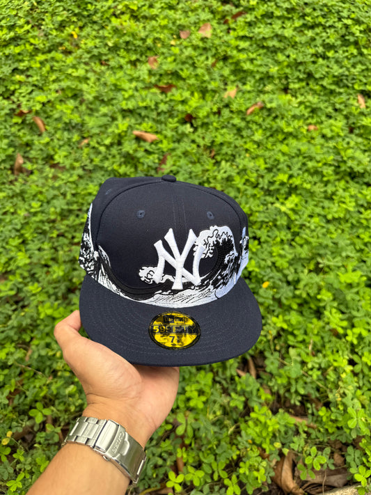 NY WAVE GRAPHIC NAVY FITTED HAT