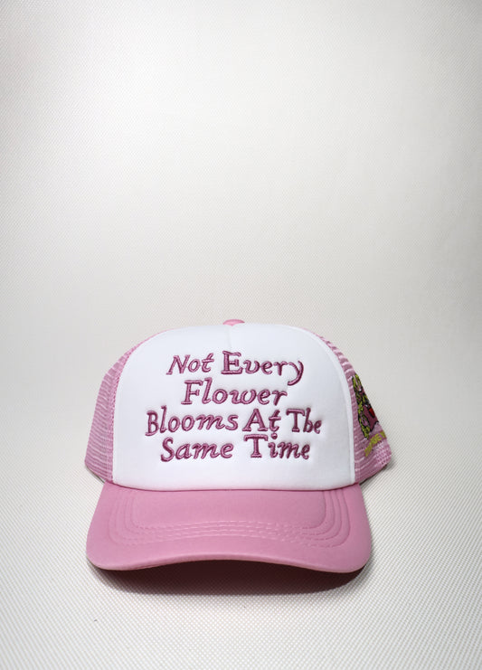 FLOWER STATEMENT PINK TRUCKER HAT
