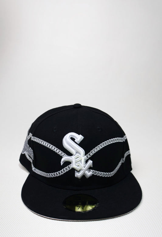SOX SILVER CHAIN FITTED HAT
