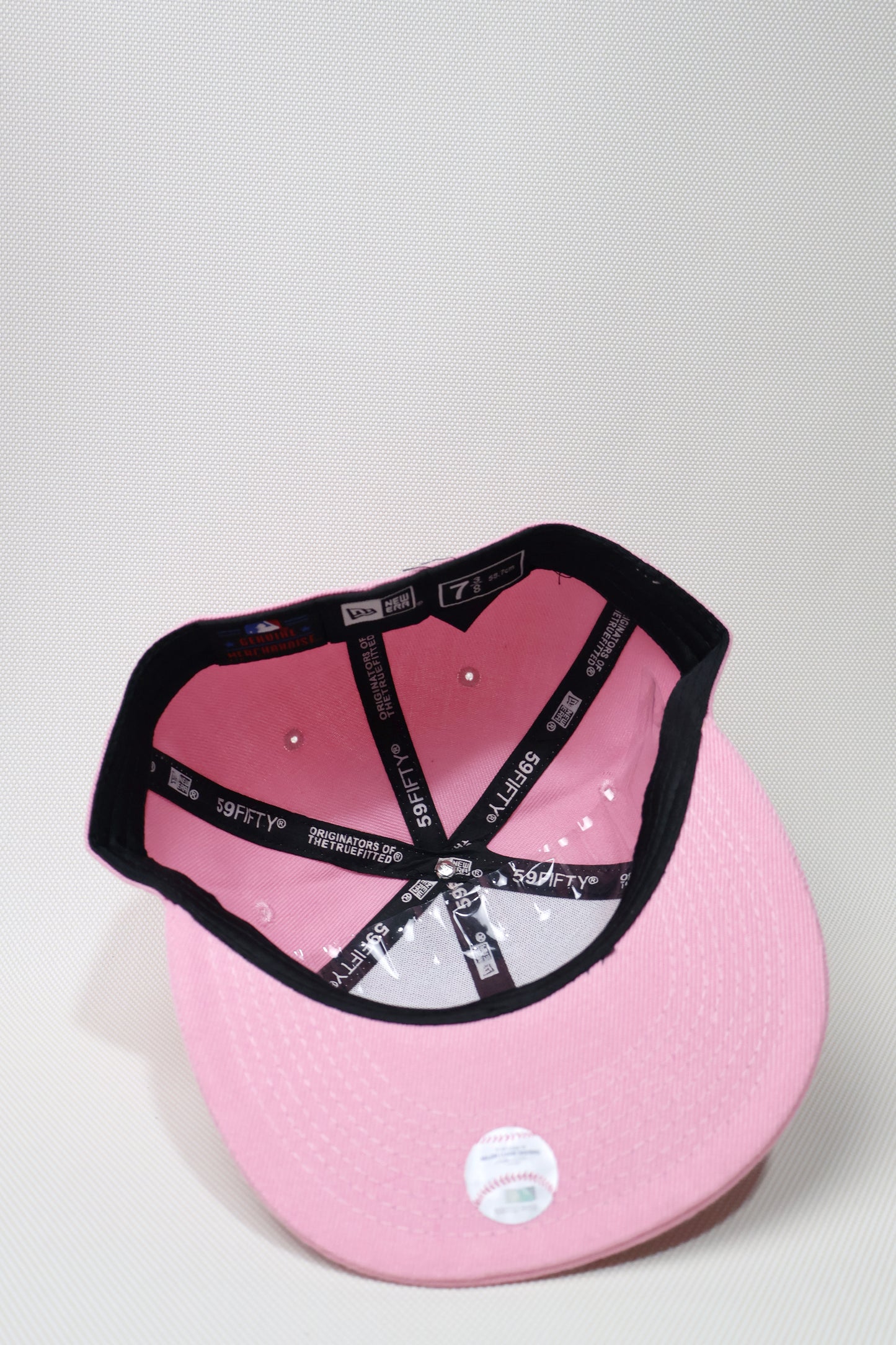 NY PINK FITTED HAT