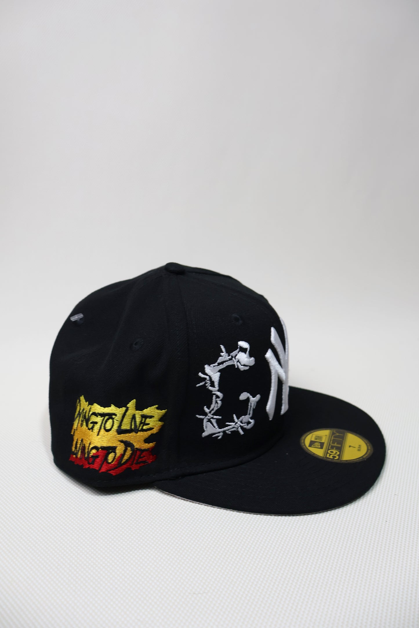 NY GIFTS OF FORTUNE FITTED HAT