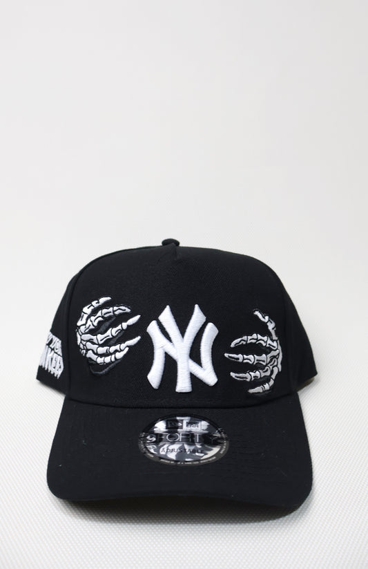 NY BONES SNAPBACK HAT