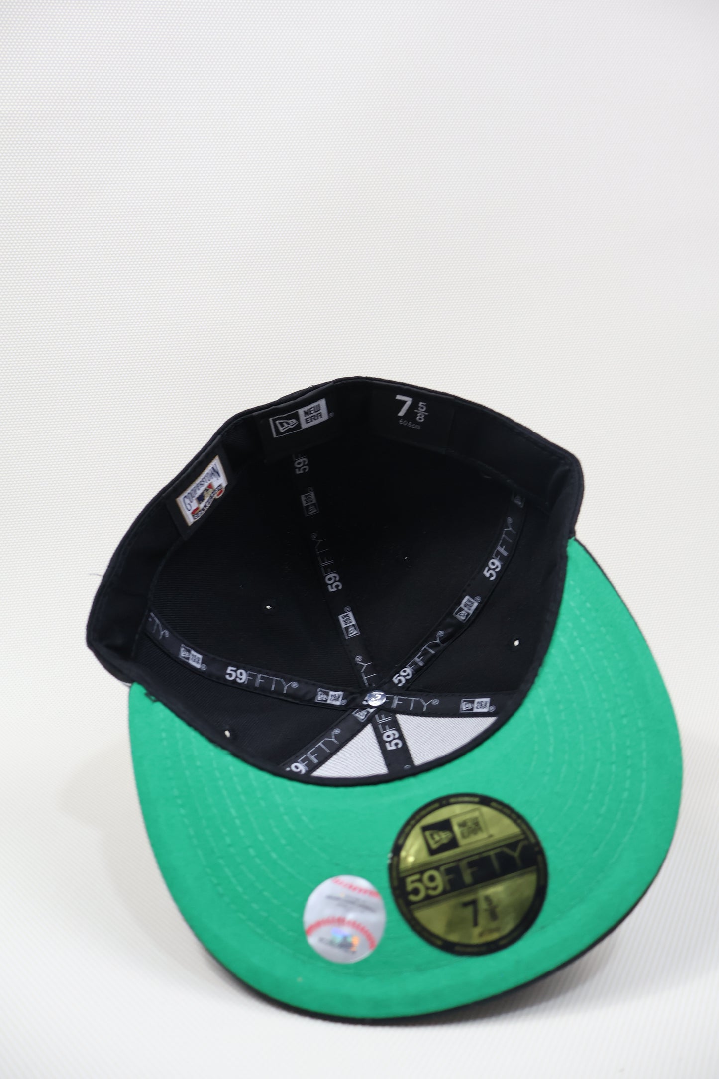 LA X UNDEFEATED BLACK FITTED HAT