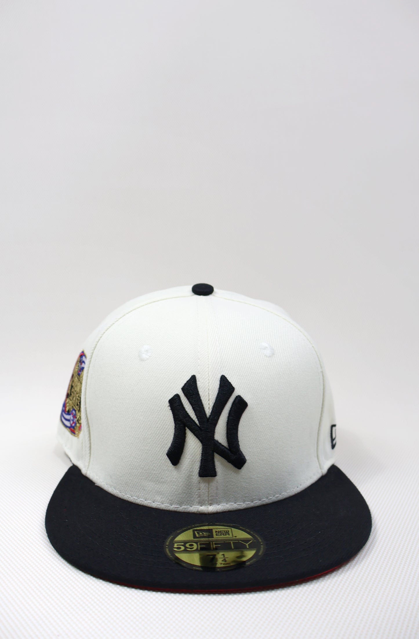NY TWO TONE BLACK FITTED HAT