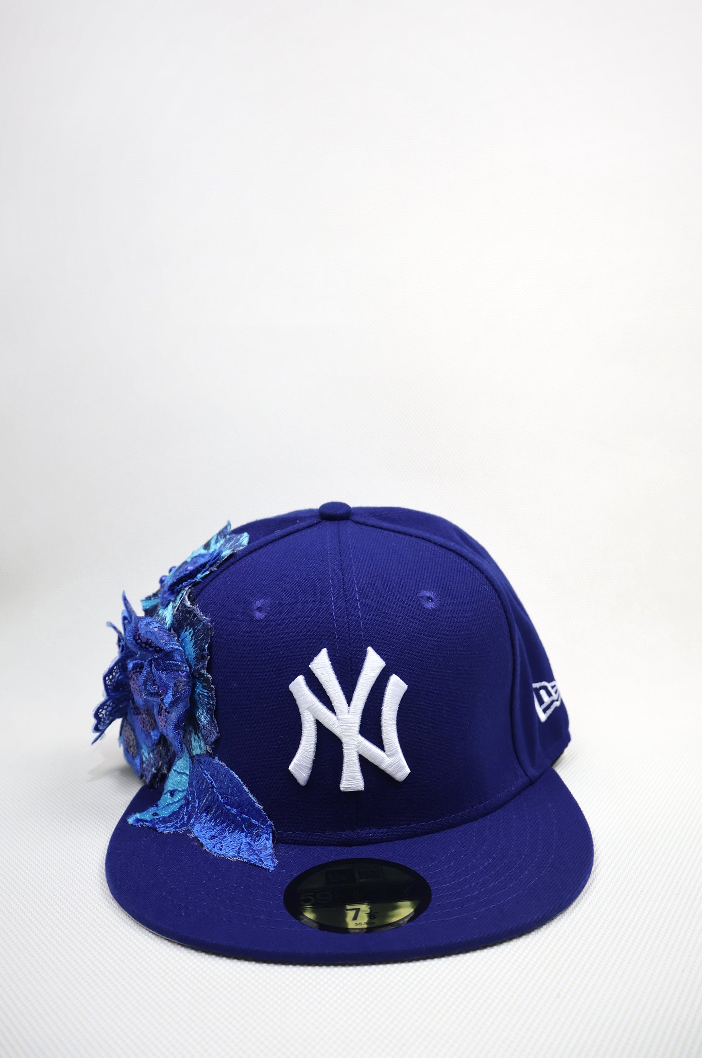 NY BLUE FLORAL FITTED HAT