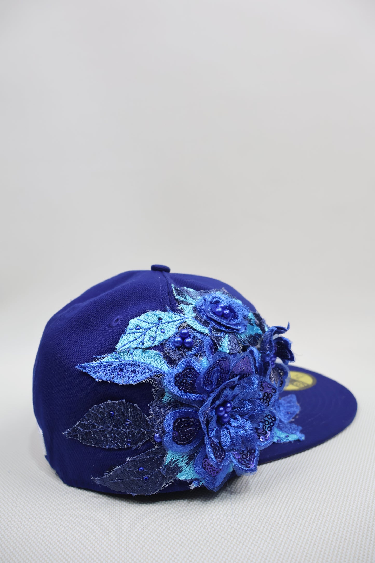 NY BLUE FLORAL FITTED HAT