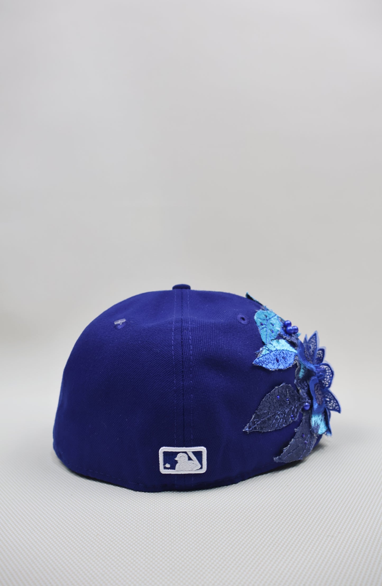 NY BLUE FLORAL FITTED HAT