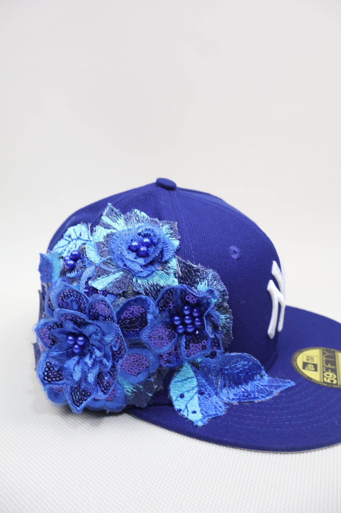 NY BLUE FLORAL FITTED HAT