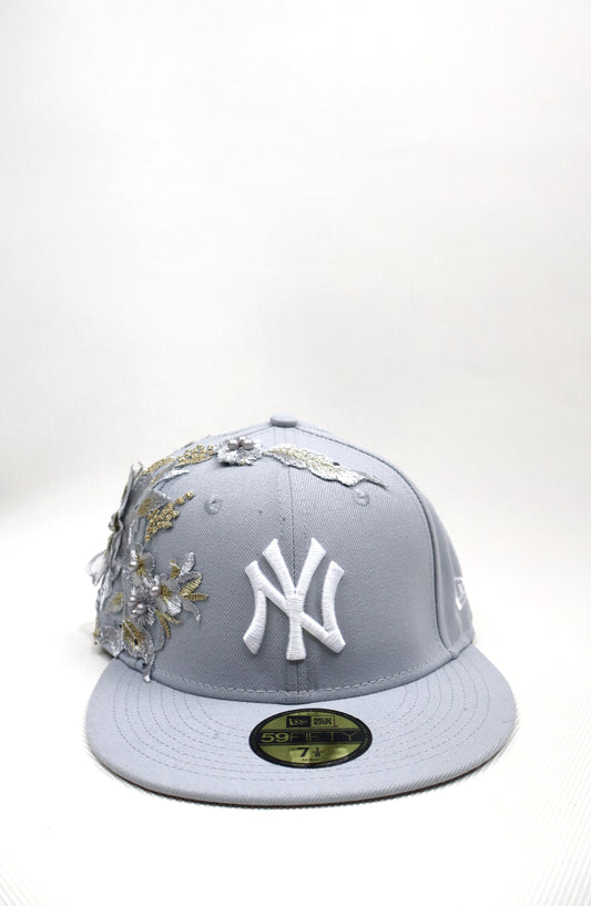 NY GRAY FLORAL FITTED HAT