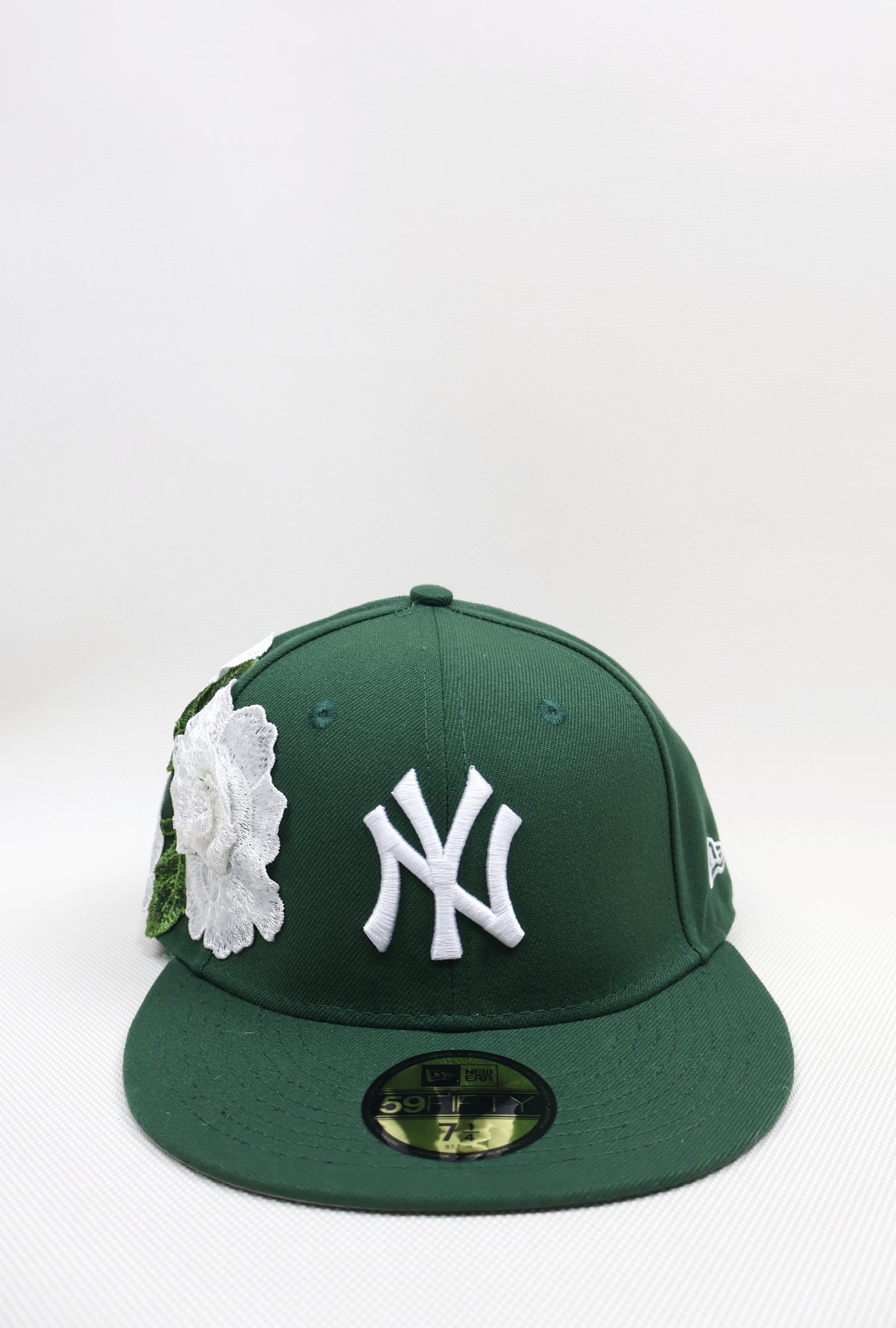 NY GREEN FLORAL FITTED HAT