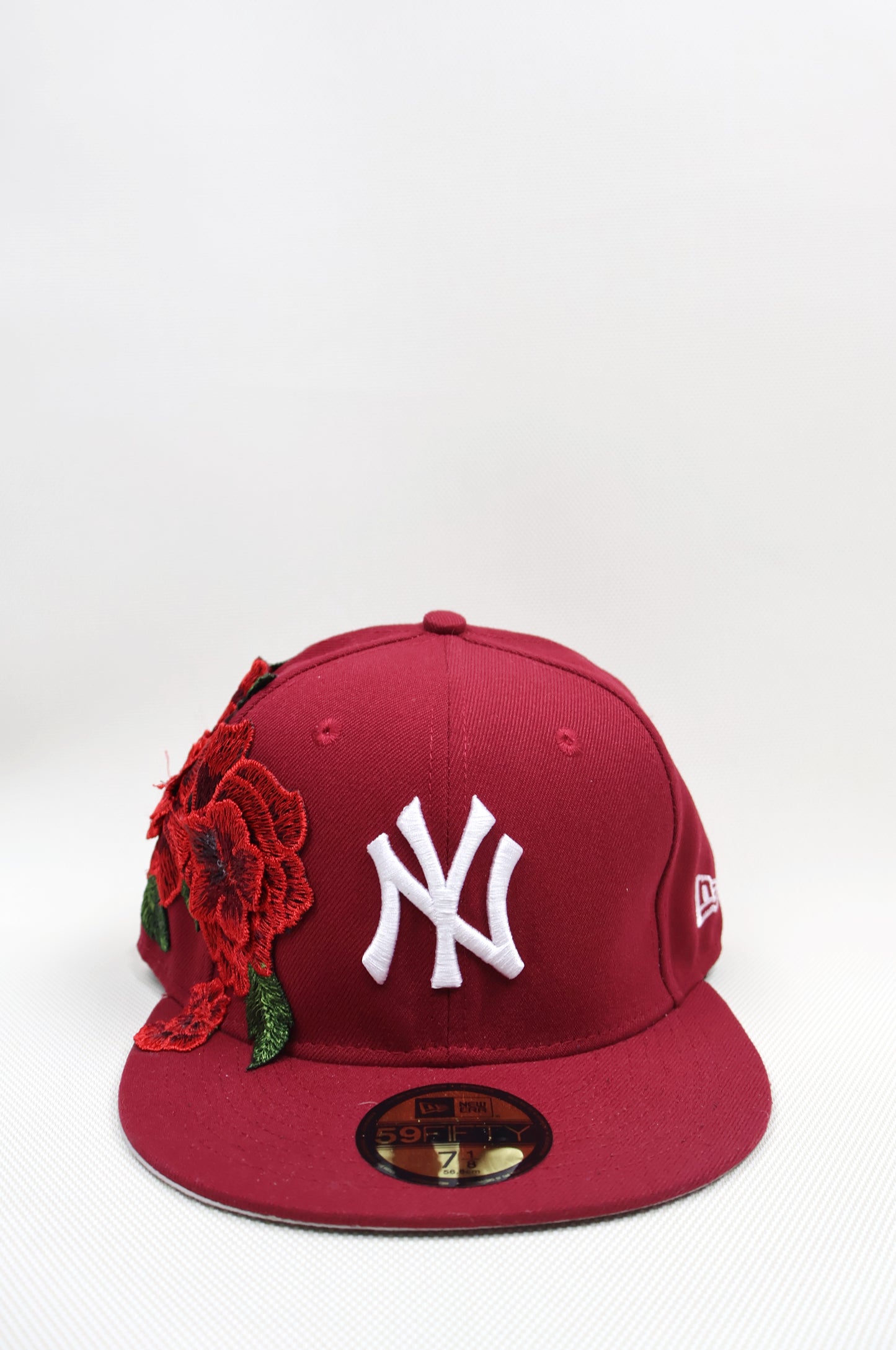 NY RED FLORAL FITTED HAT