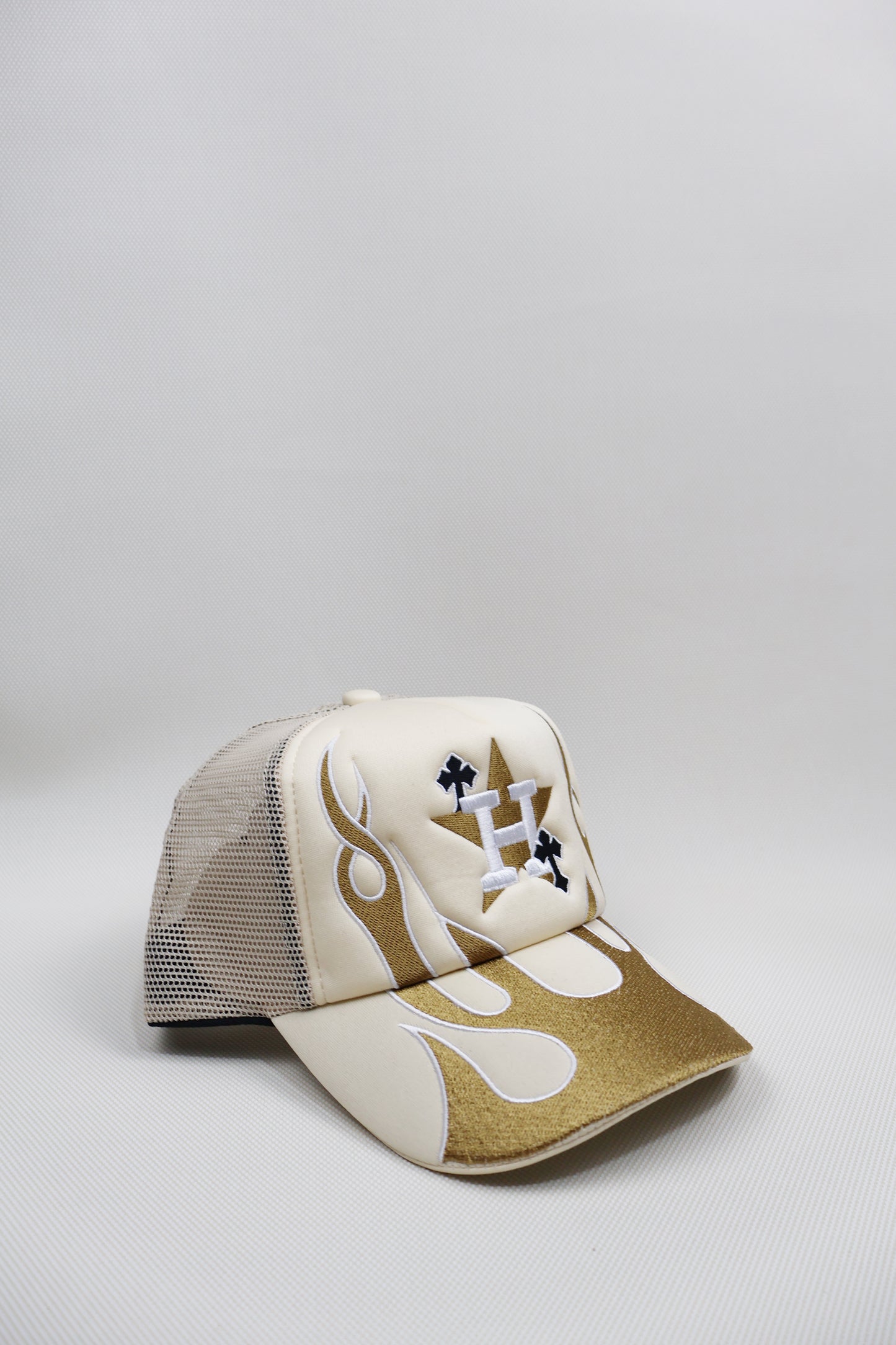 H WHITE FLAME TRUCKER HAT