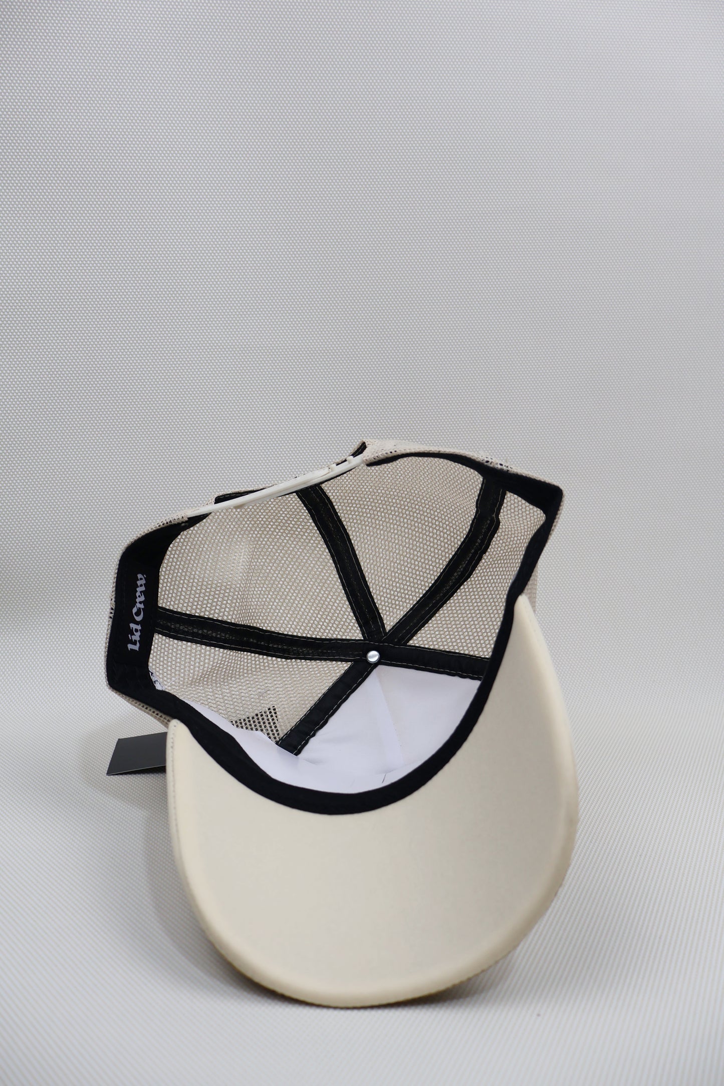 H WHITE FLAME TRUCKER HAT