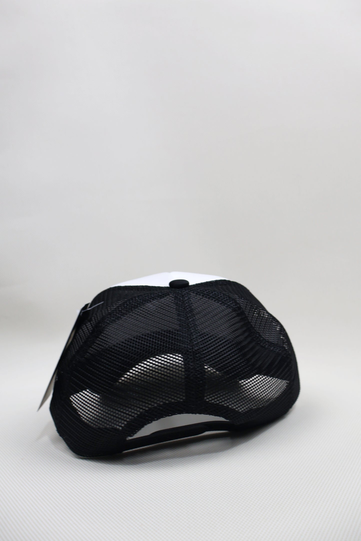 NY TWO TONE FLAMES TRUCKER HAT