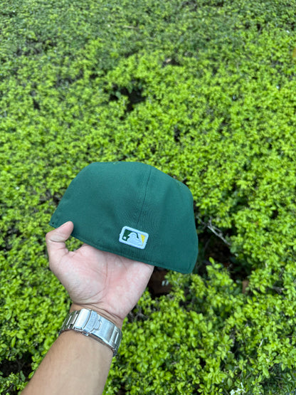 TWO TONE A GREEN FITTED HAT