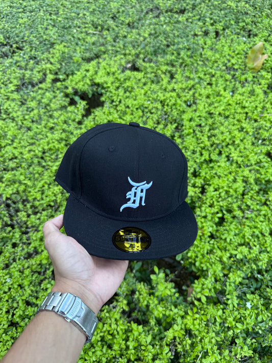 FOG BLACK PLAIN FITTED
