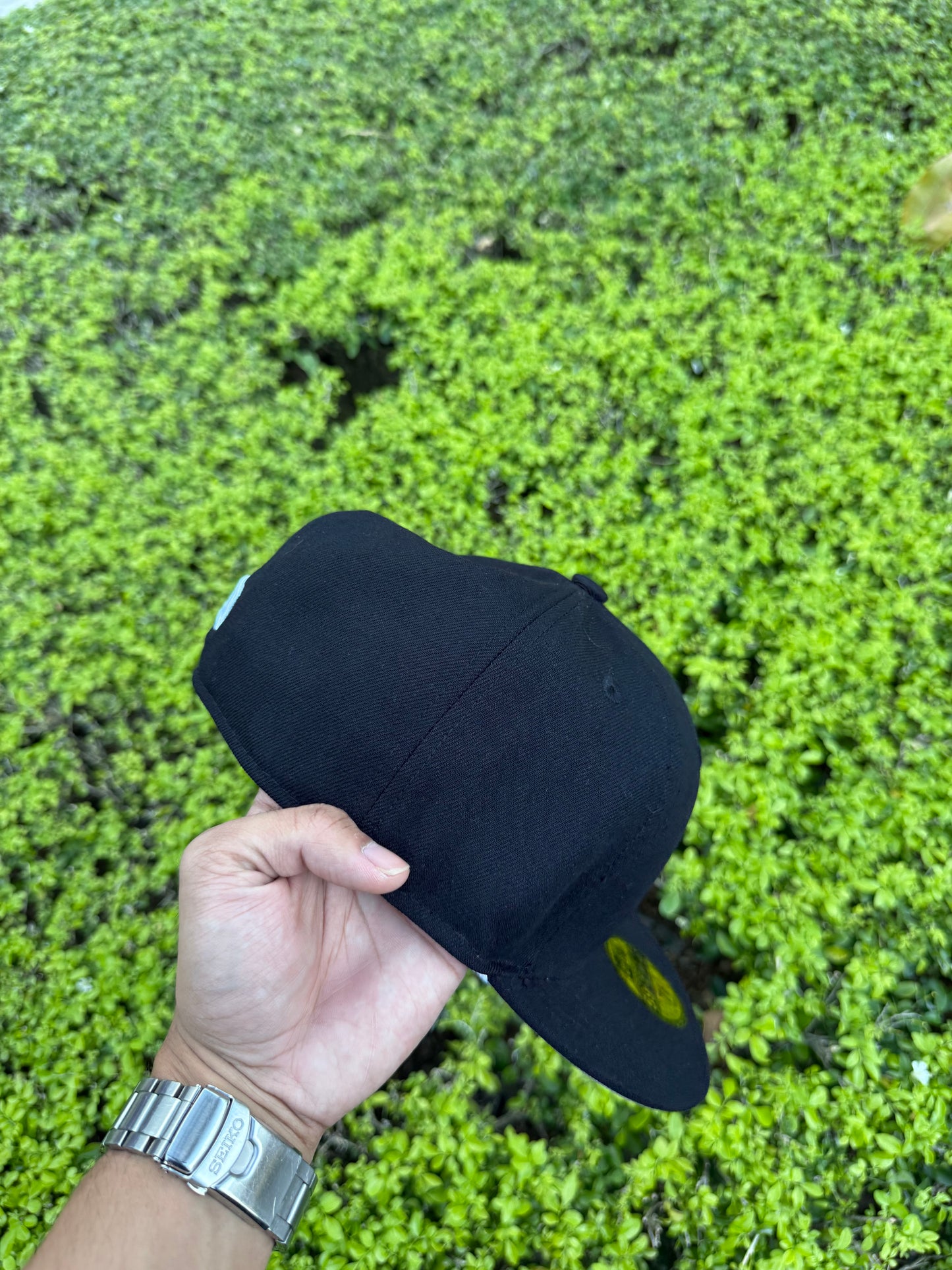 FOG BLACK PLAIN FITTED