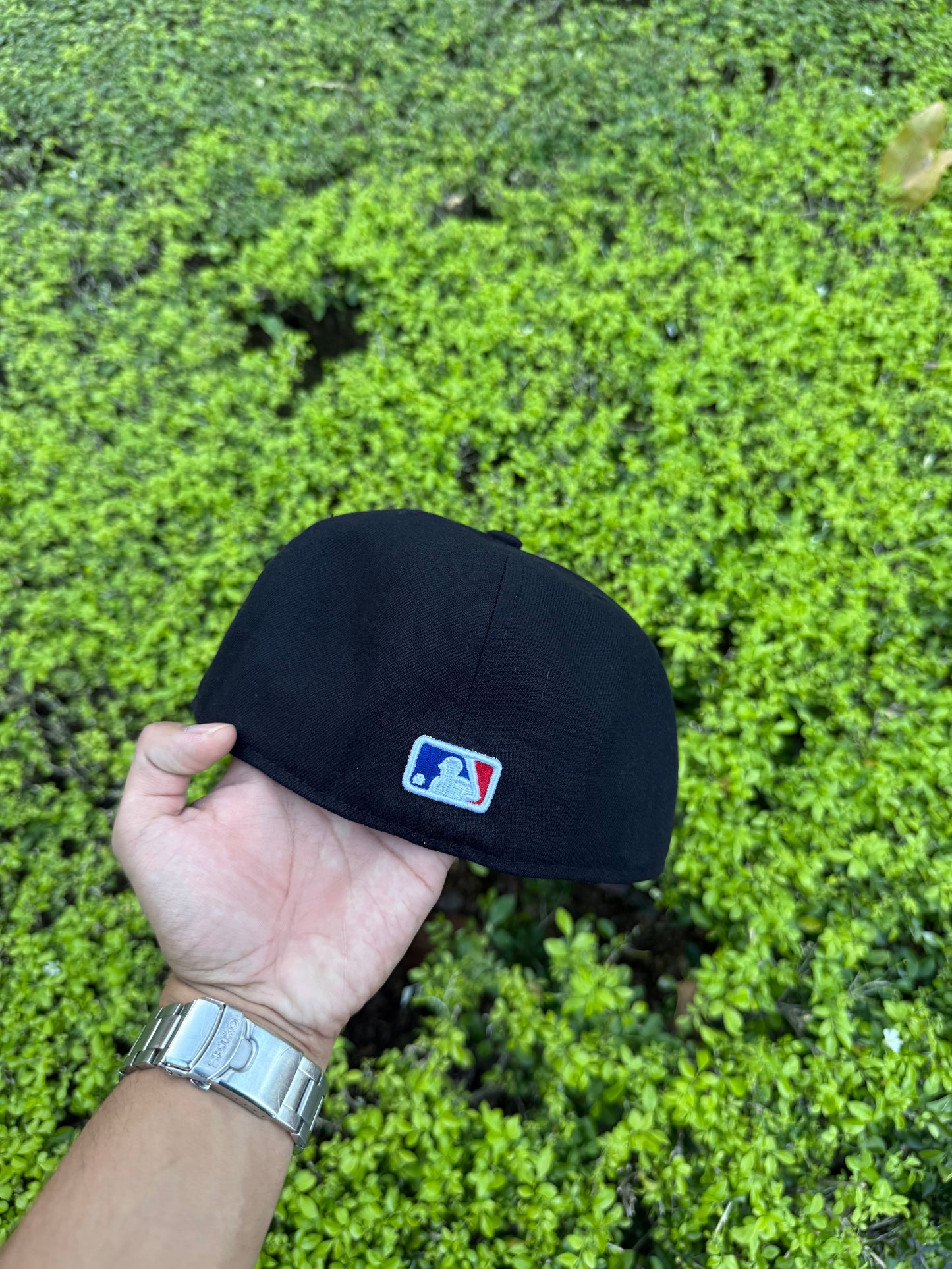 FOG BLACK PLAIN FITTED