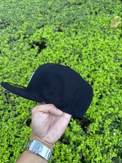 FOG BLACK PLAIN FITTED