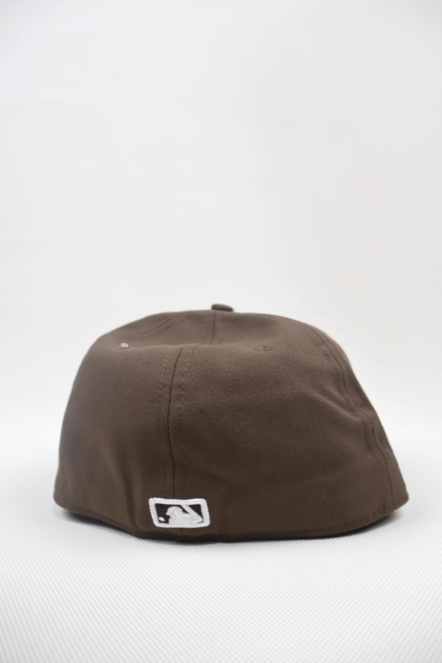 LA INVERTED BROWN FITTED HAT