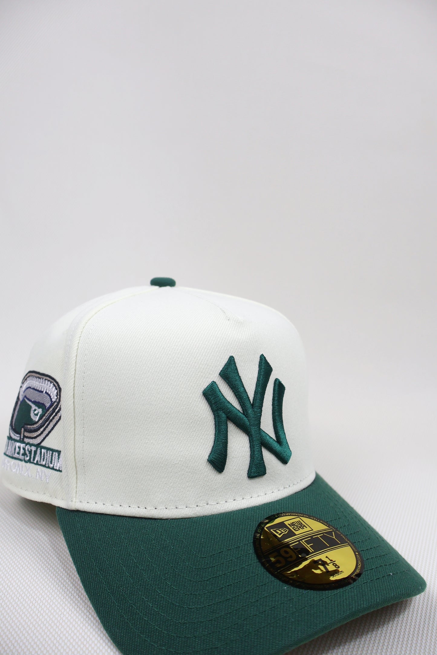 NY TWO TONE GREEN A FRAME FITTED HAT