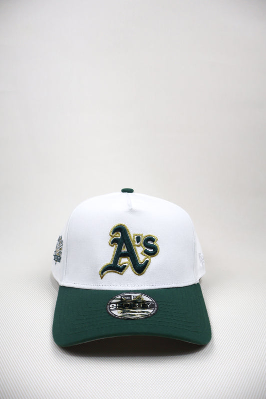 A OAKLAND SNAPBACK