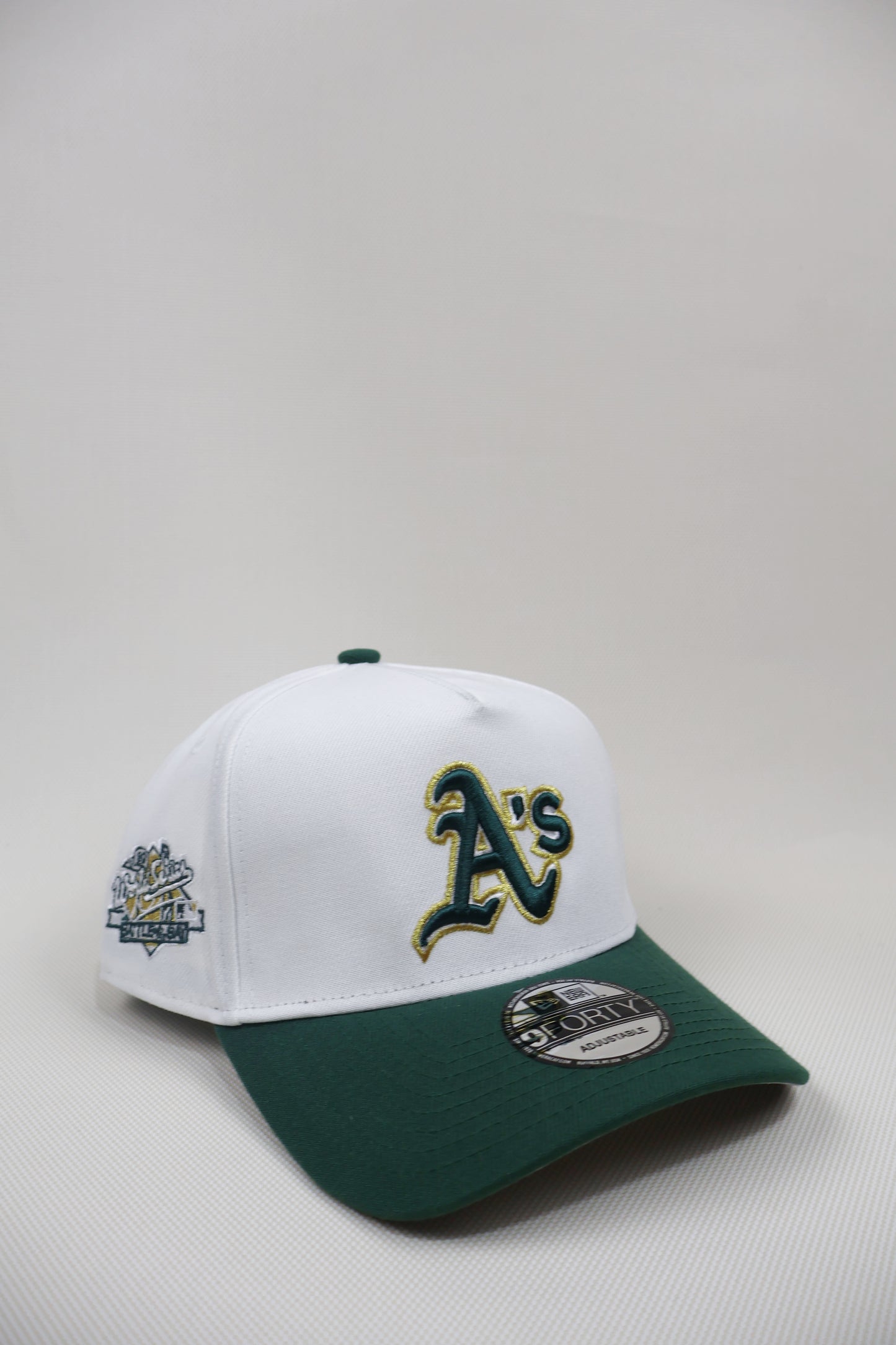 A OAKLAND SNAPBACK