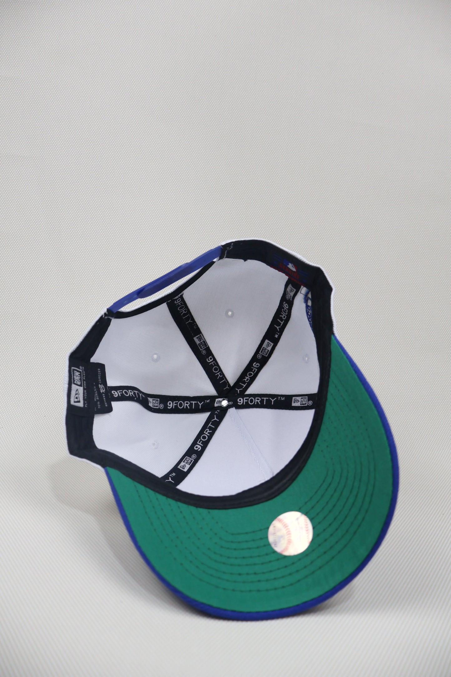 LA TWO TONE SNAPBACK